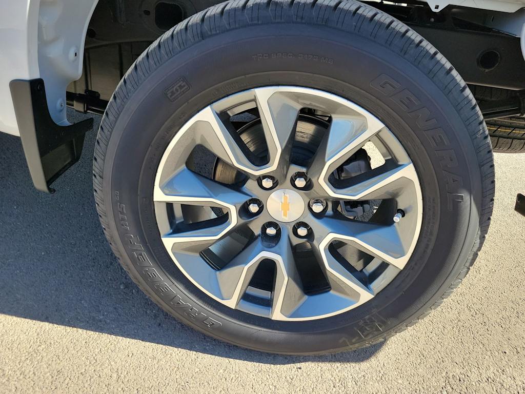 Thumbnail: 2026 Chevrolet Silverado 1500 - 8