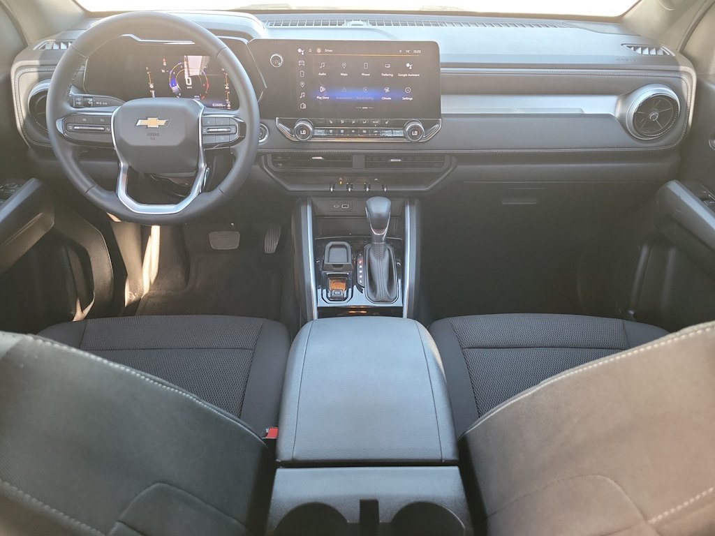 Thumbnail: 2023 Chevrolet Colorado - 10