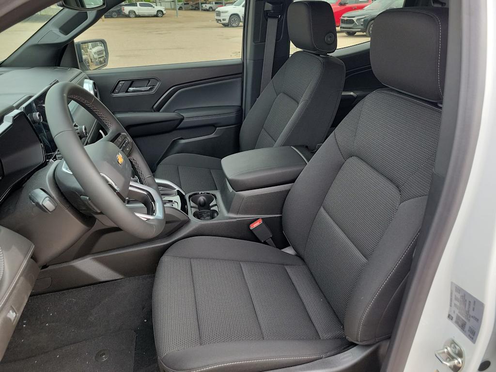 Thumbnail: 2026 Chevrolet Colorado - 9