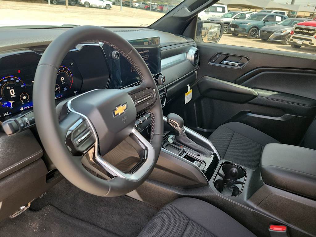 Thumbnail: 2026 Chevrolet Colorado - 2