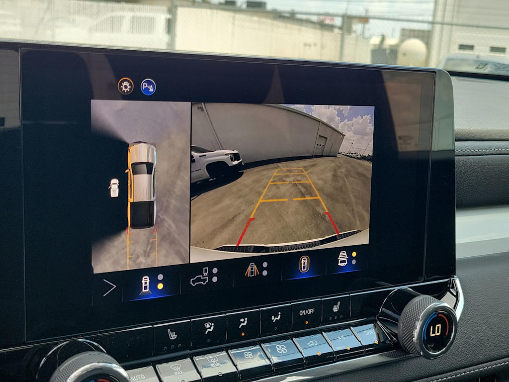 Thumbnail: 2026 Chevrolet Colorado - 13