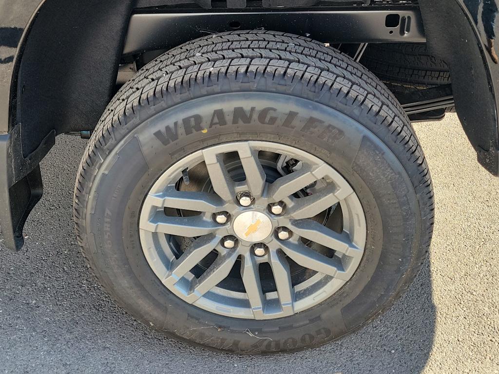 Thumbnail: 2026 Chevrolet Colorado - 8