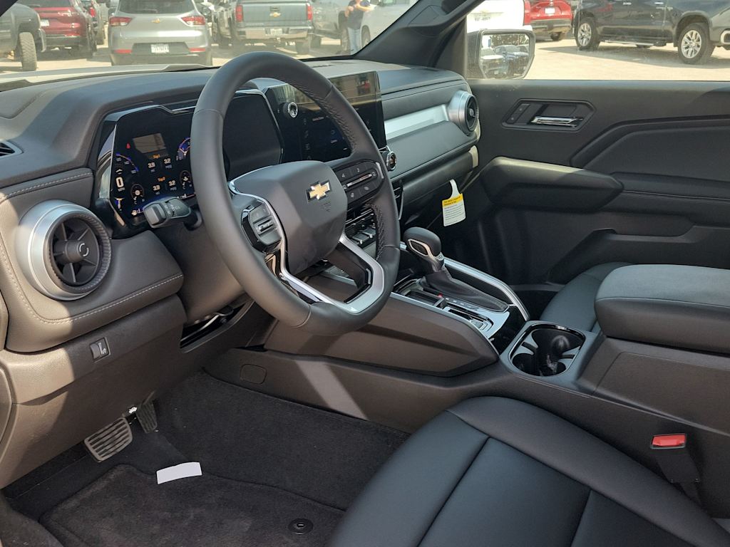 Thumbnail: 2026 Chevrolet Colorado - 2