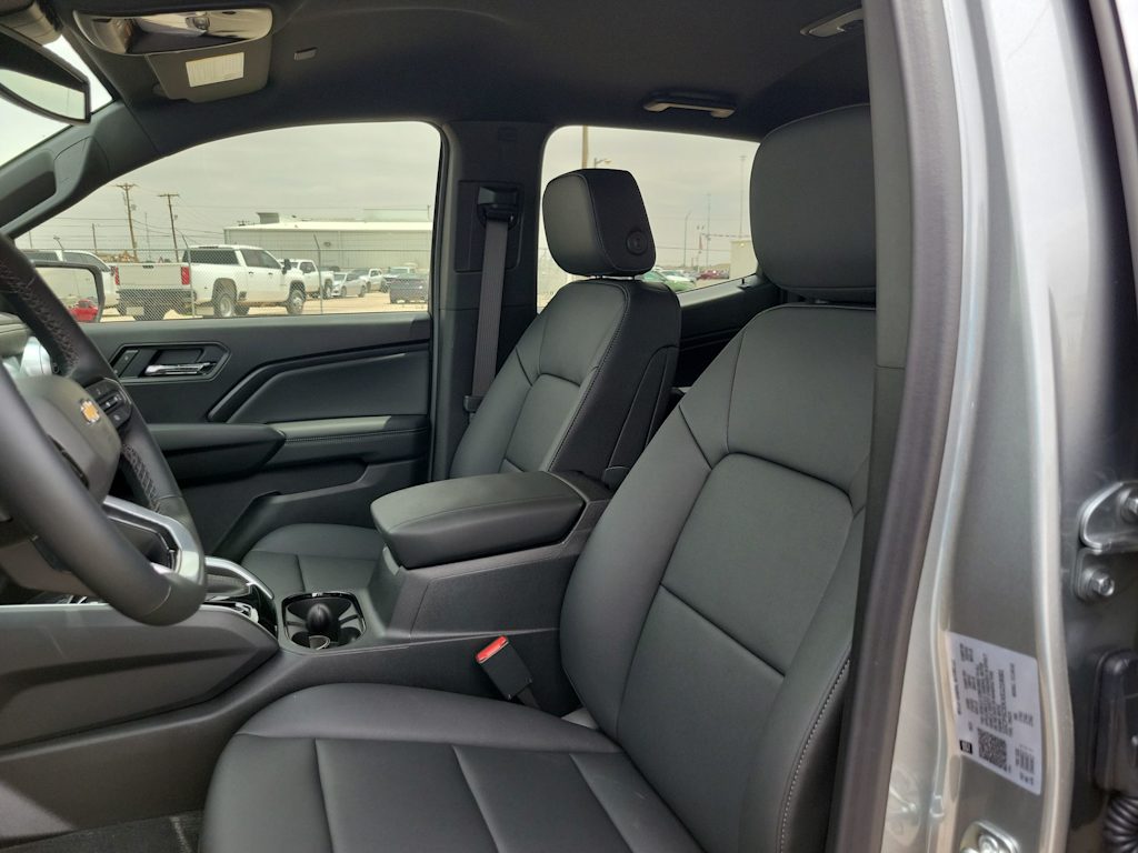 Thumbnail: 2025 Chevrolet Colorado - 11