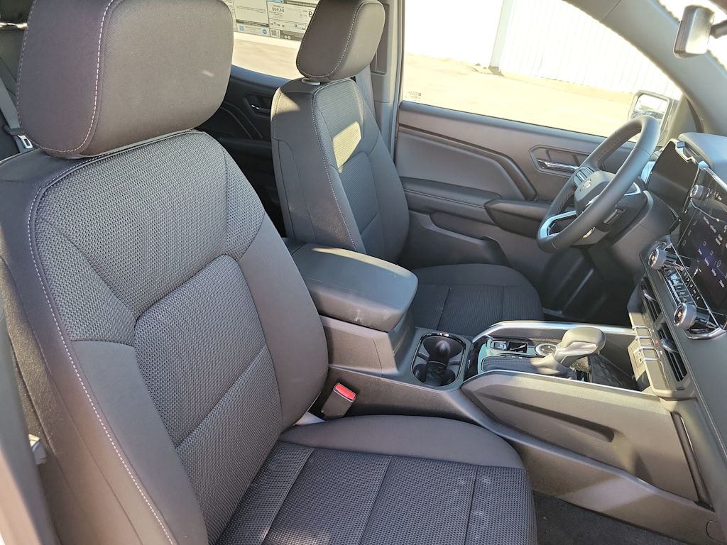 Thumbnail: 2026 Chevrolet Colorado - 11