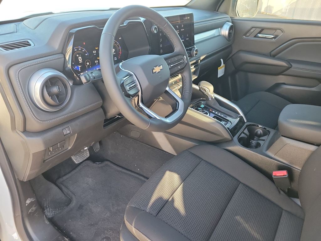 Thumbnail: 2026 Chevrolet Colorado - 2