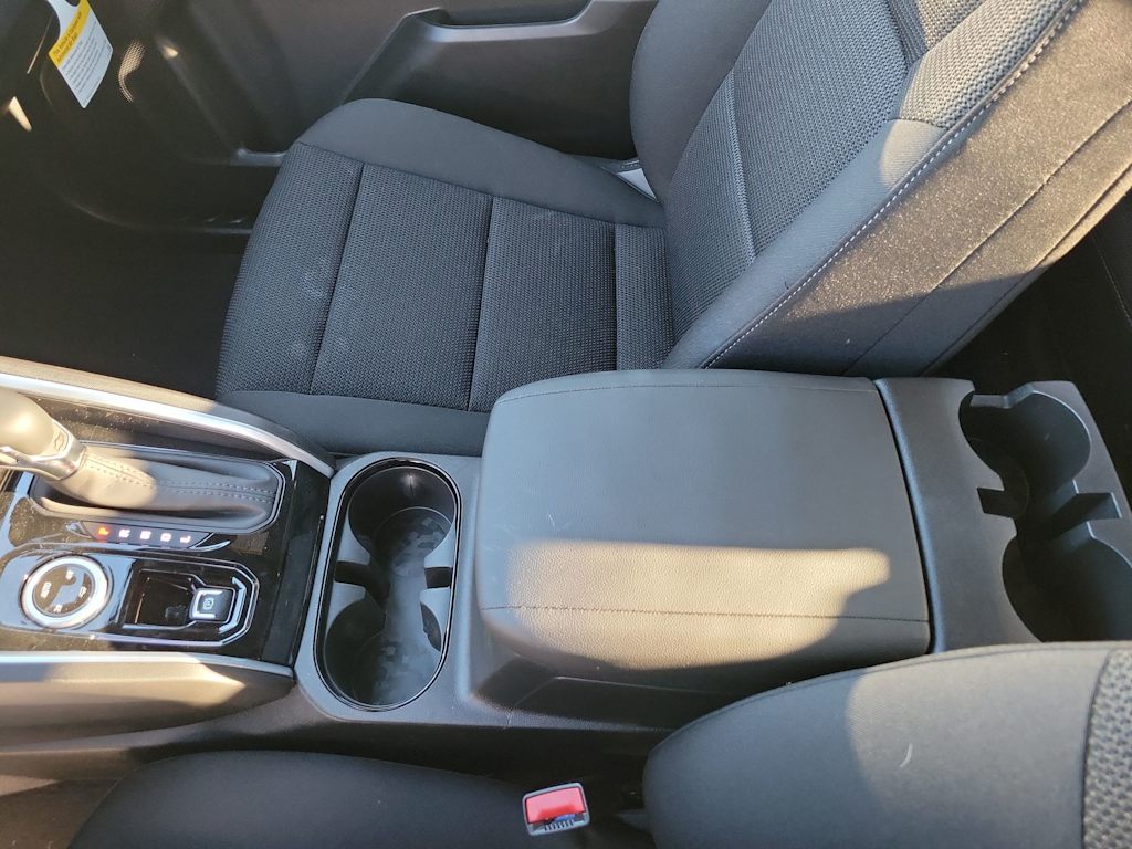 Thumbnail: 2026 Chevrolet Colorado - 15