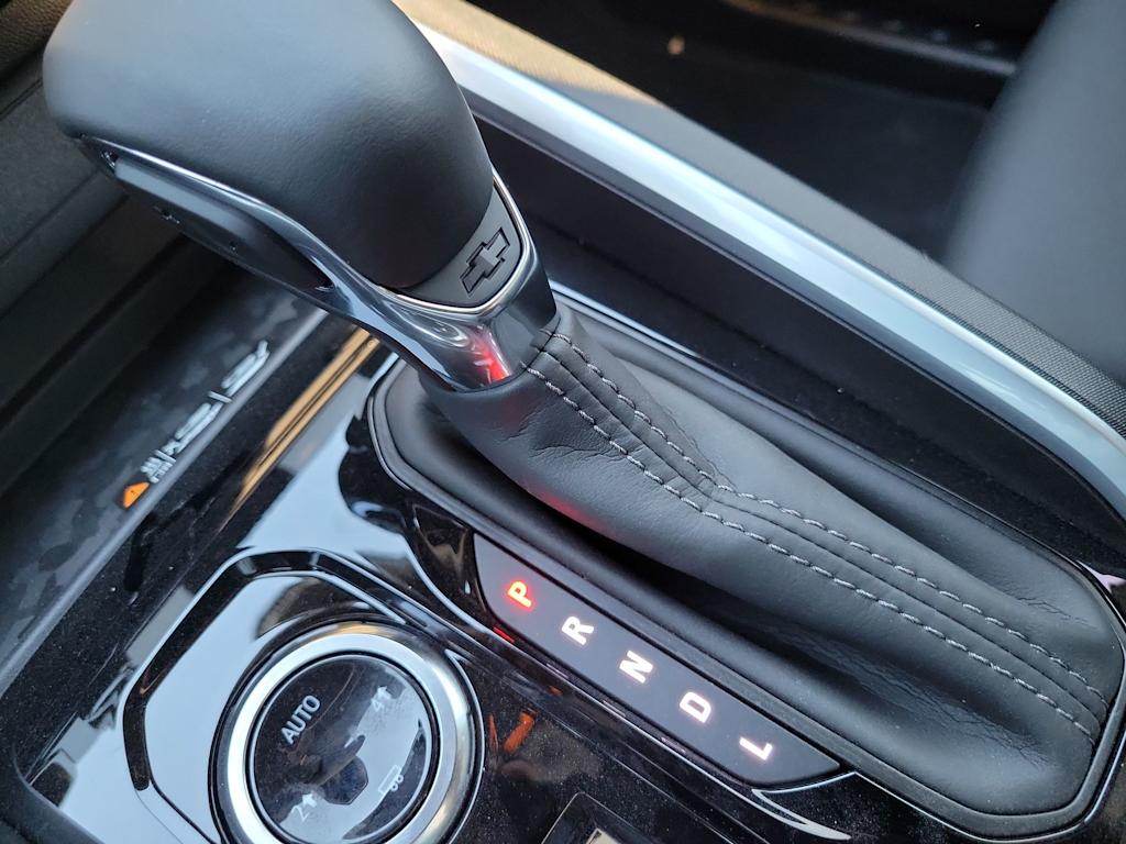 Thumbnail: 2026 Chevrolet Colorado - 15