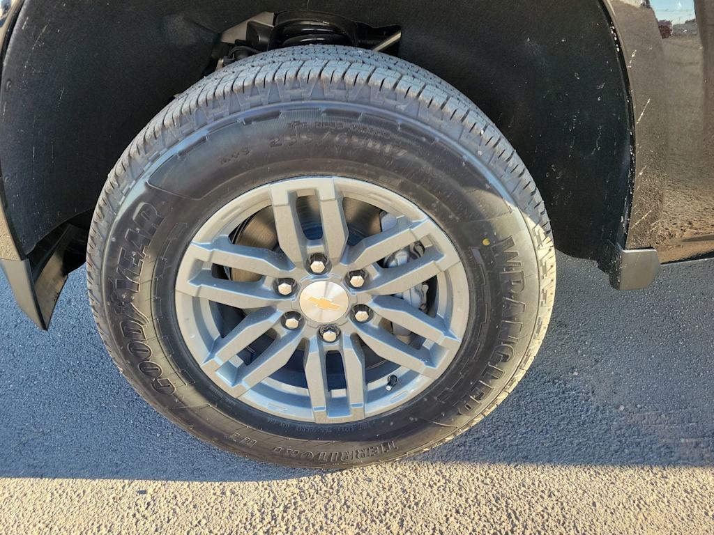 Thumbnail: 2026 Chevrolet Colorado - 8