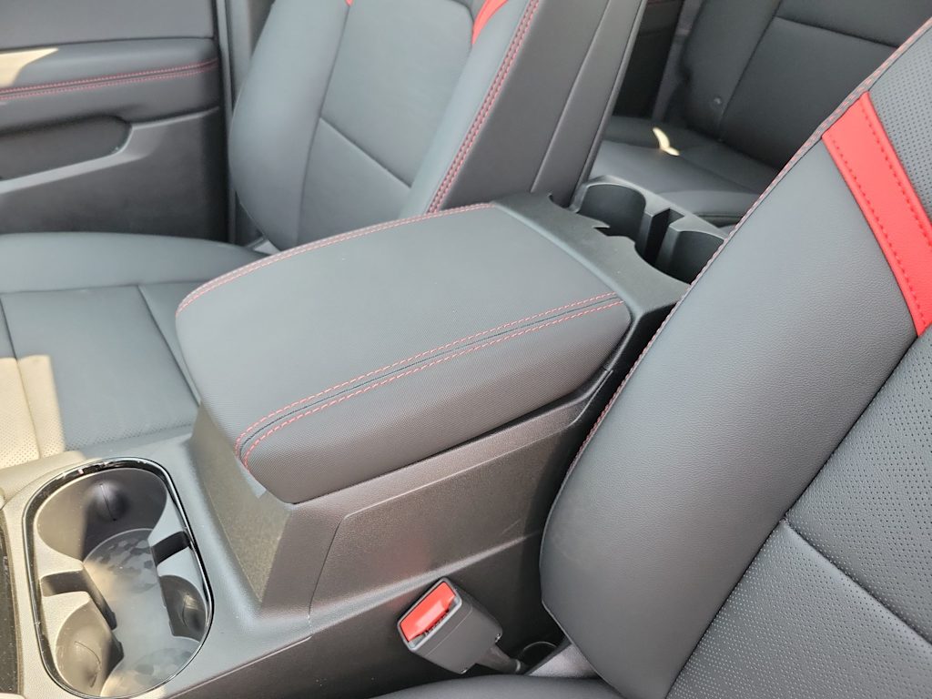 Thumbnail: 2026 Chevrolet Colorado - 29