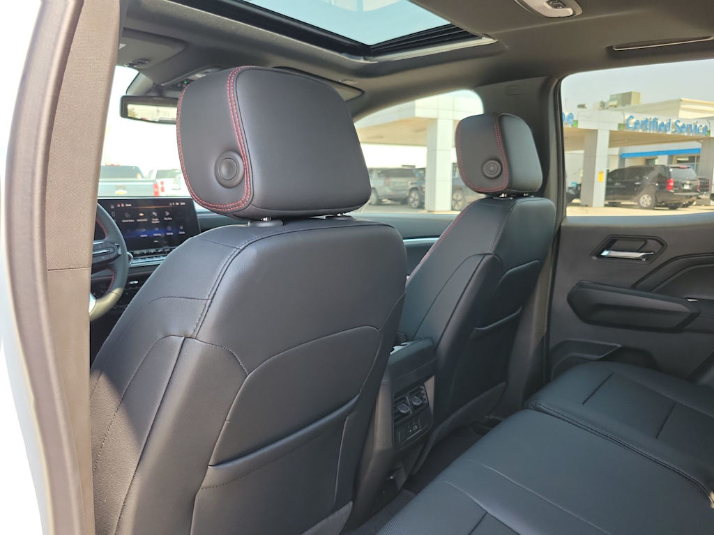 Thumbnail: 2026 Chevrolet Colorado - 13