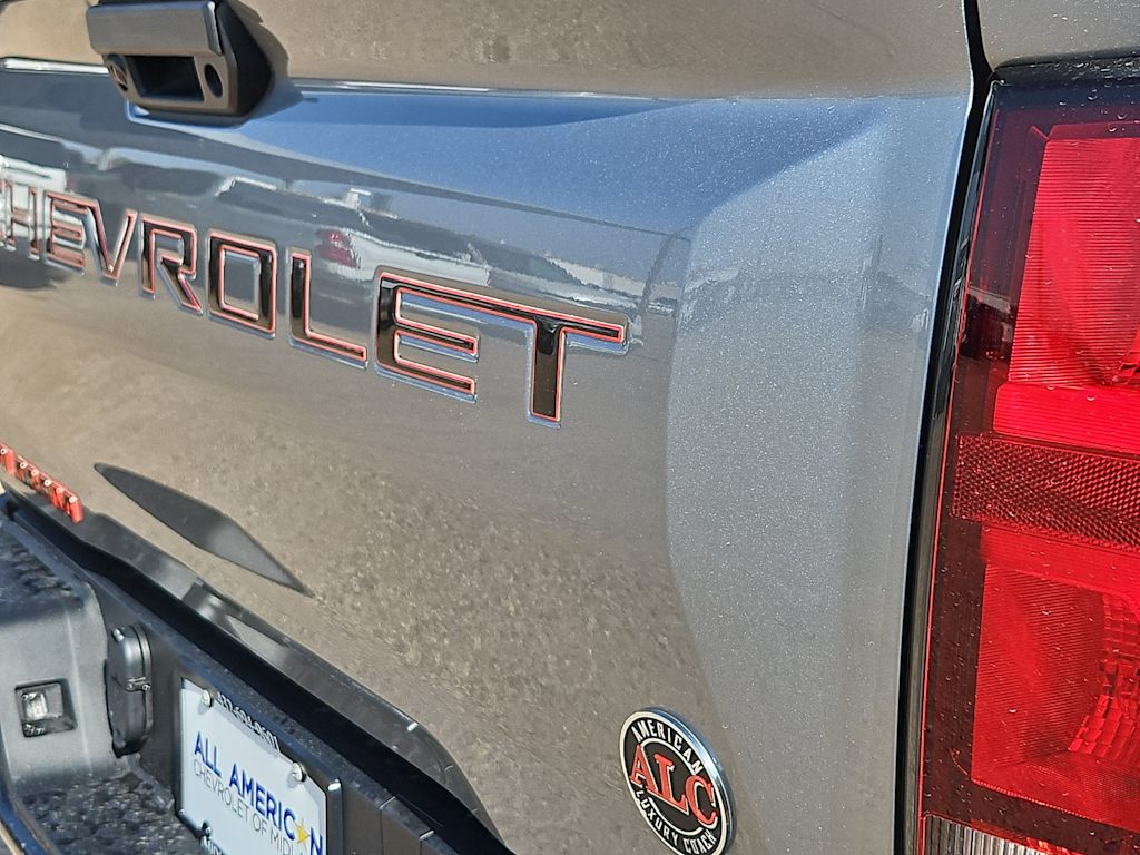Thumbnail: 2026 Chevrolet Colorado - 25