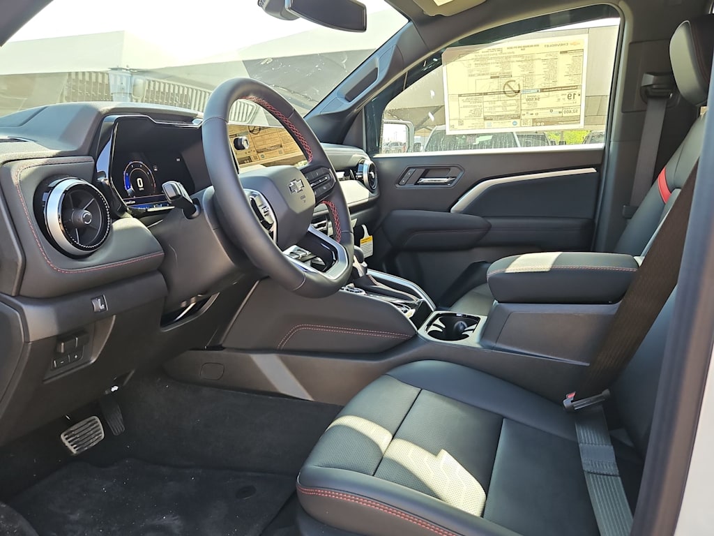 Thumbnail: 2026 Chevrolet Colorado - 2