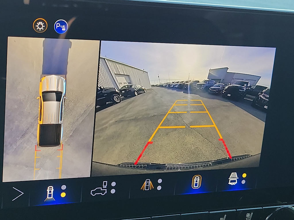 Thumbnail: 2026 Chevrolet Colorado - 14