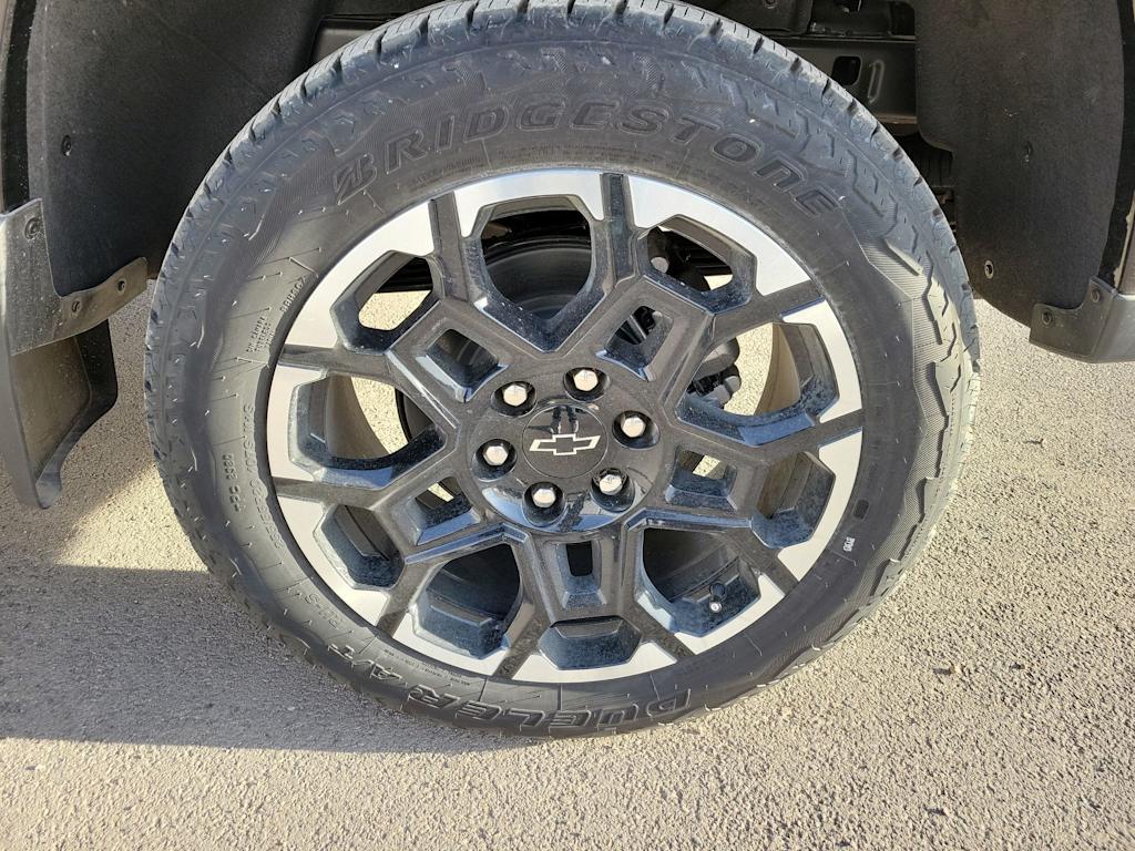 Thumbnail: 2026 Chevrolet Colorado - 8