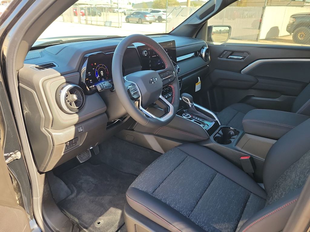 Thumbnail: 2026 Chevrolet Colorado - 2