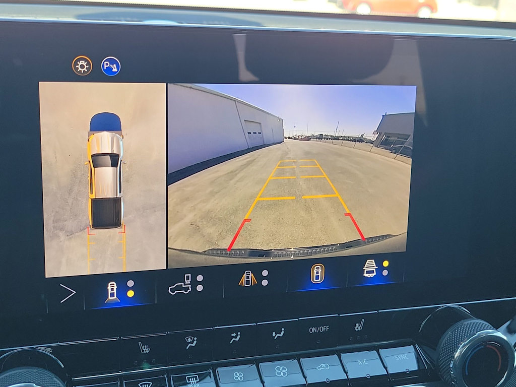 Thumbnail: 2026 Chevrolet Colorado - 14