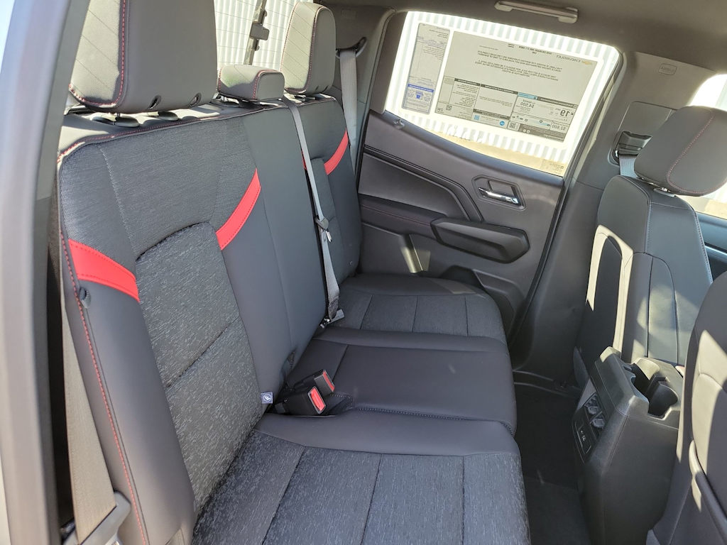 Thumbnail: 2026 Chevrolet Colorado - 26