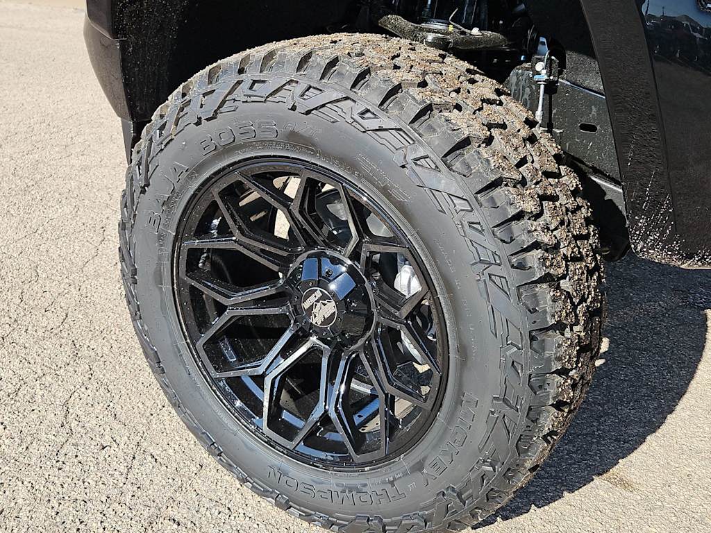 Thumbnail: 2026 Chevrolet Colorado - 8
