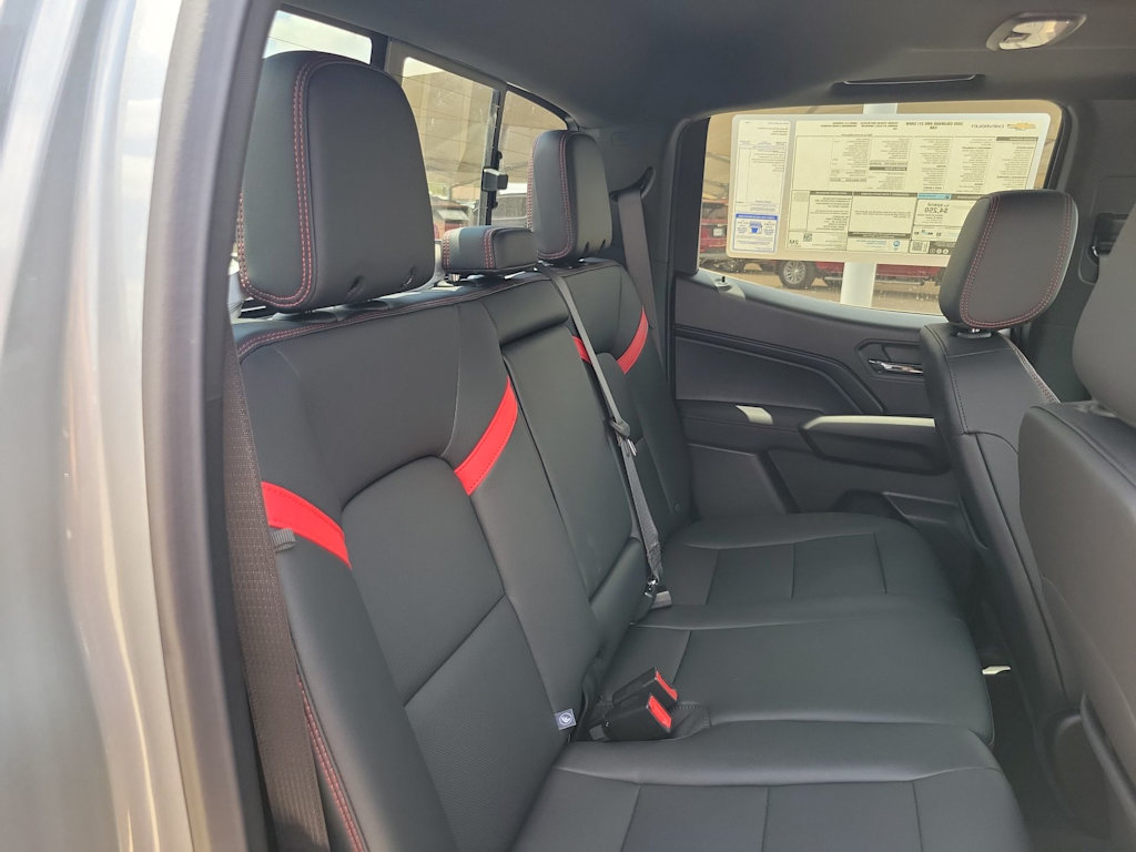 Thumbnail: 2025 Chevrolet Colorado - 28