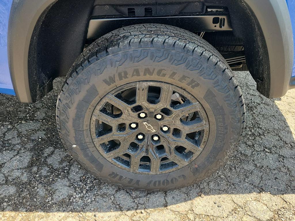 Thumbnail: 2026 Chevrolet Colorado - 8