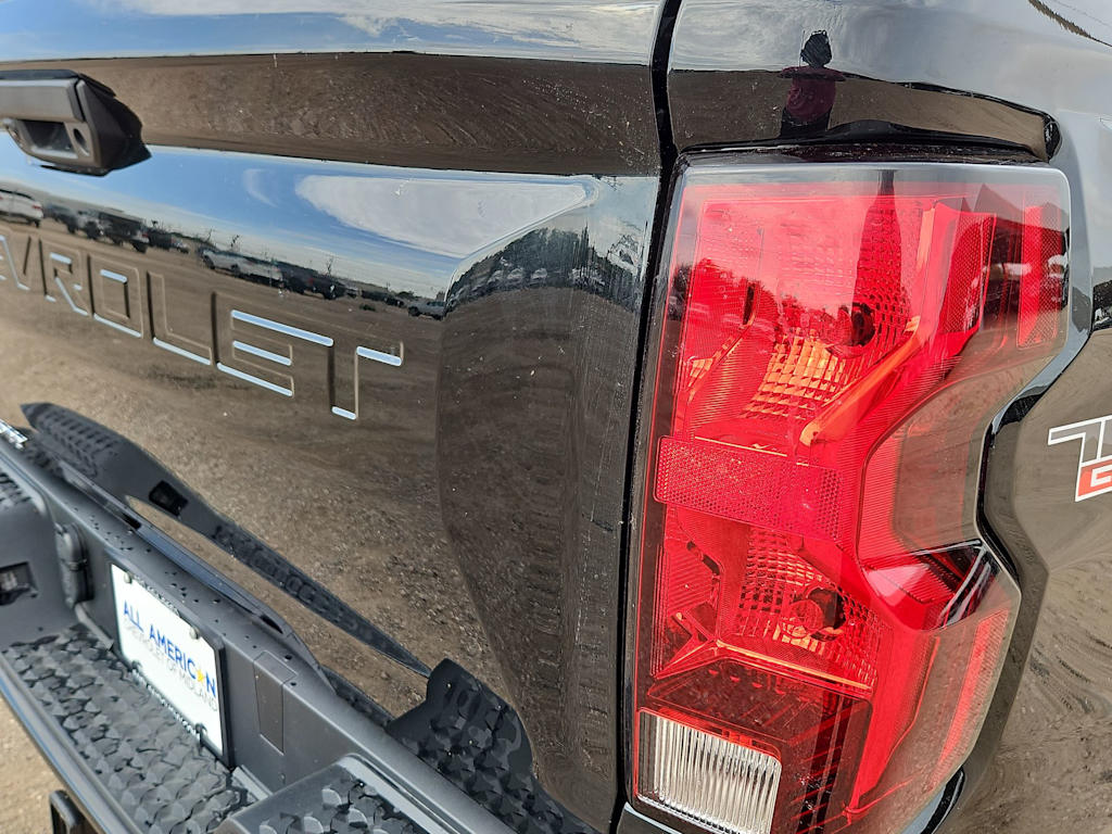 Thumbnail: 2026 Chevrolet Colorado - 25