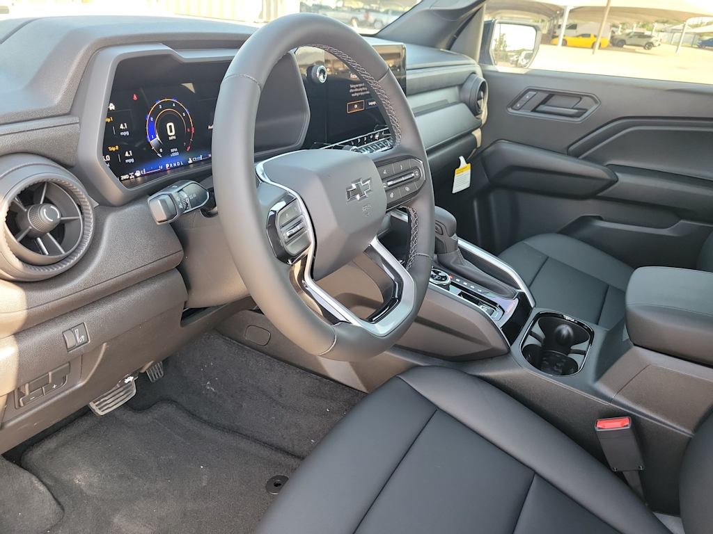 Thumbnail: 2026 Chevrolet Colorado - 2
