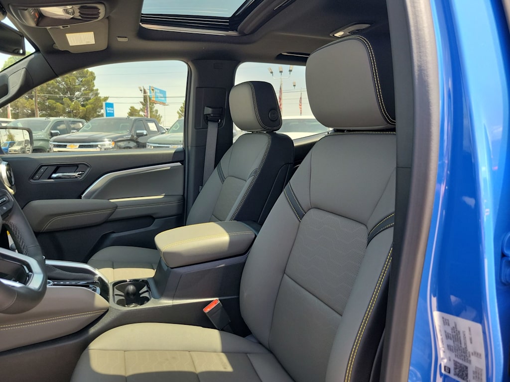 Thumbnail: 2025 Chevrolet Colorado - 11