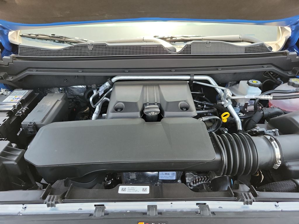 Thumbnail: 2025 Chevrolet Colorado - 9