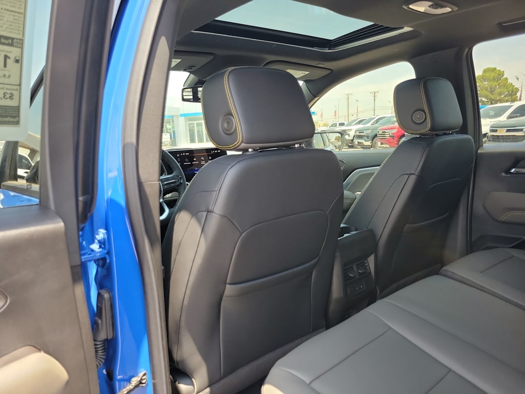 Thumbnail: 2025 Chevrolet Colorado - 13