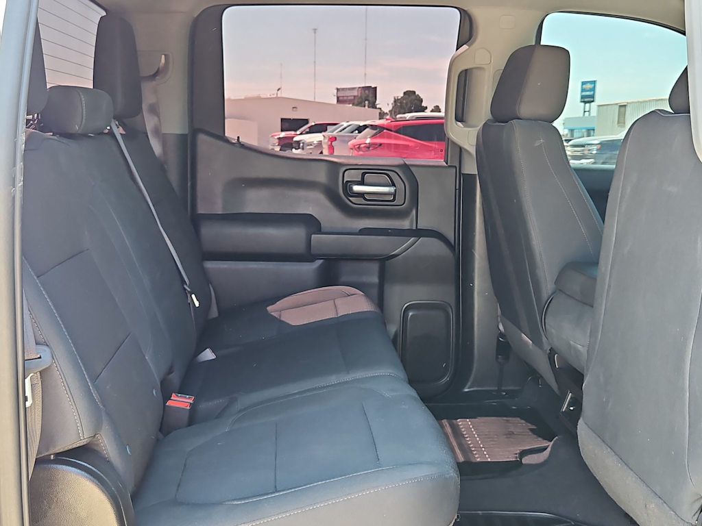 Thumbnail: 2021 Chevrolet Silverado 1500 - 23