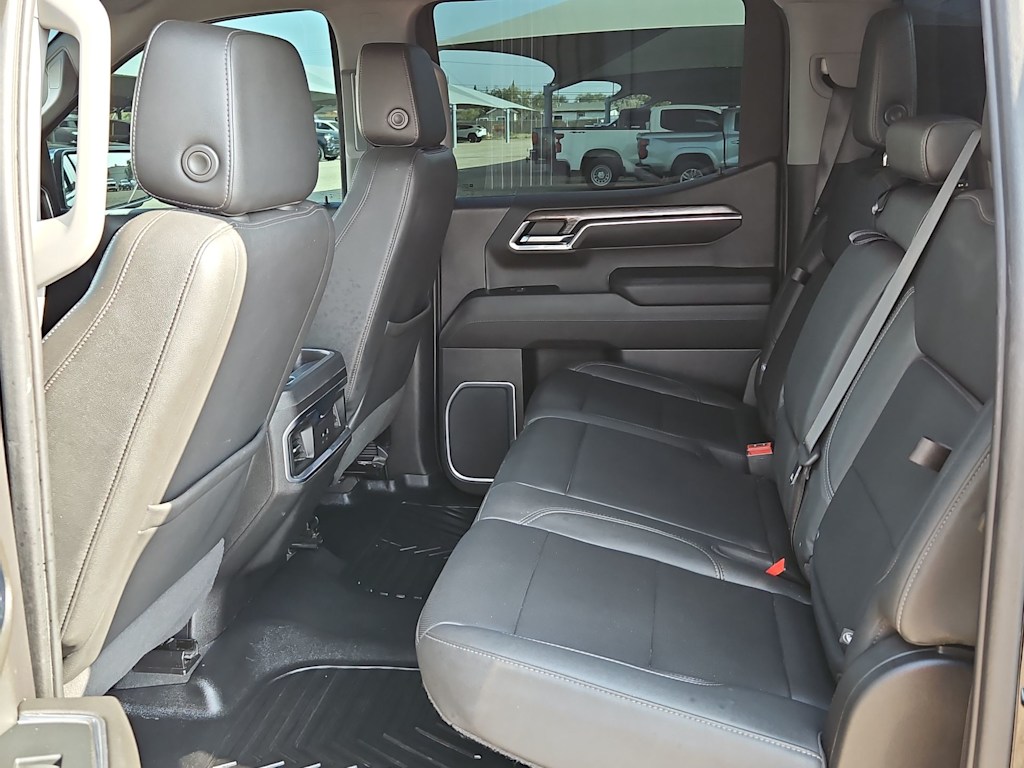 Thumbnail: 2023 Chevrolet Silverado 1500 - 13