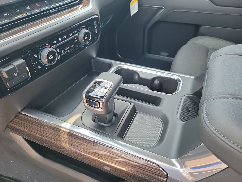 Thumbnail: 2025 Chevrolet Silverado 1500 - 16