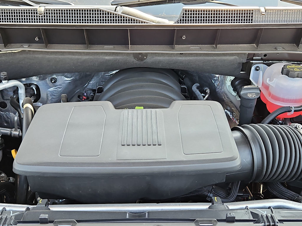 Thumbnail: 2026 Chevrolet Silverado 1500 - 9