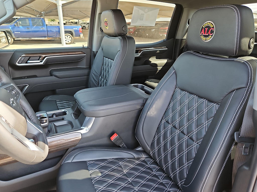 Thumbnail: 2026 Chevrolet Silverado 1500 - 11