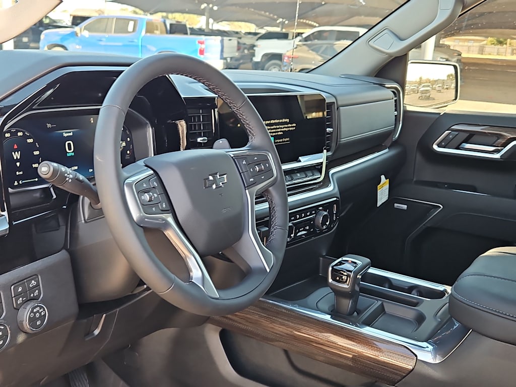 Thumbnail: 2026 Chevrolet Silverado 1500 - 2