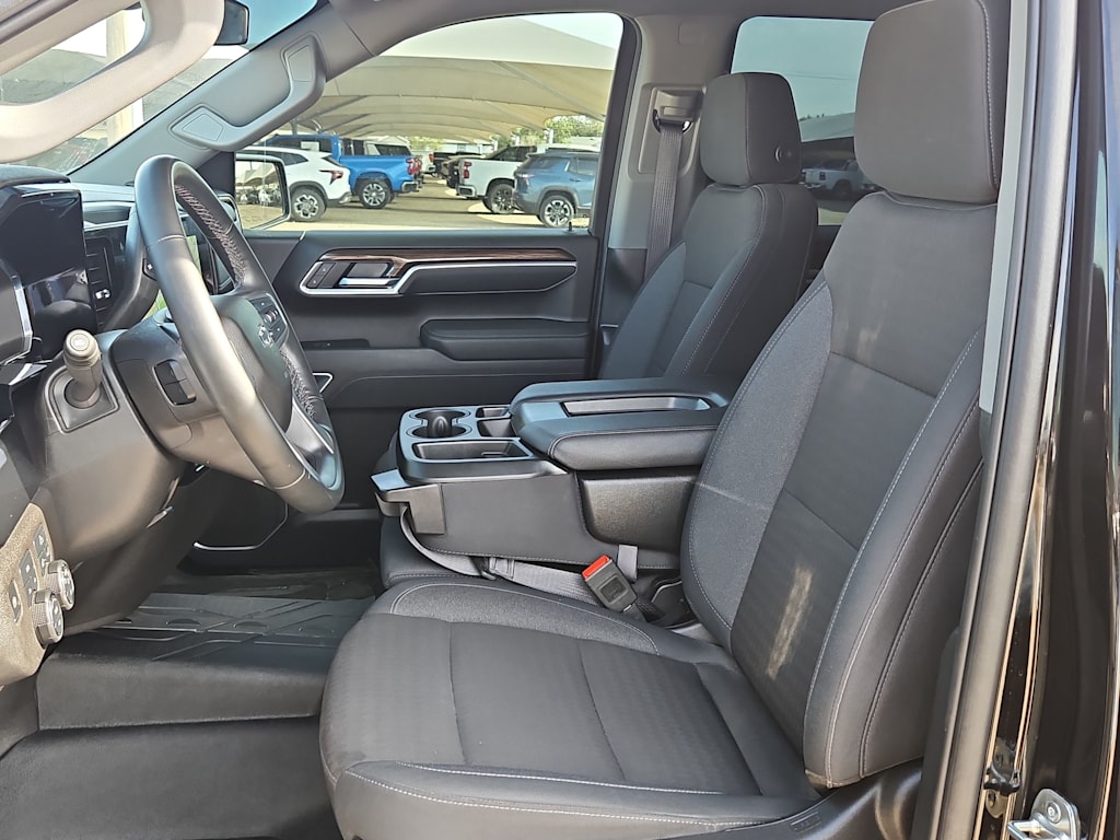 Thumbnail: 2025 Chevrolet Silverado 1500 - 10