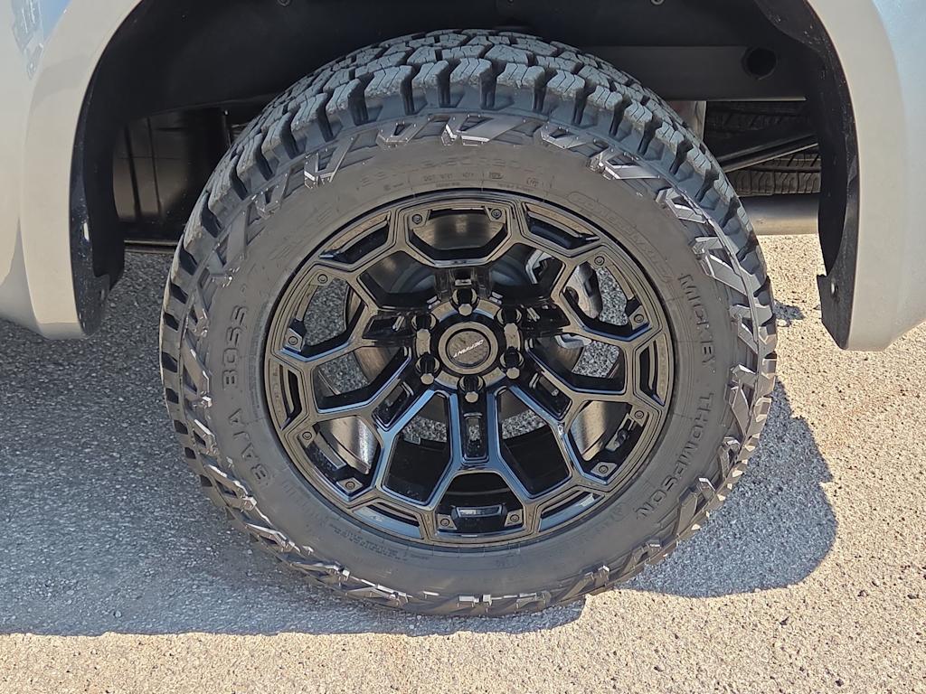 Thumbnail: 2026 Chevrolet Silverado 1500 - 8