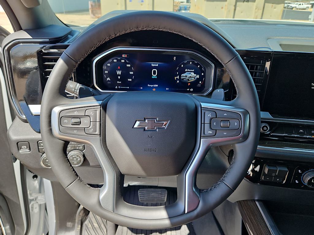 Thumbnail: 2026 Chevrolet Silverado 1500 - 14