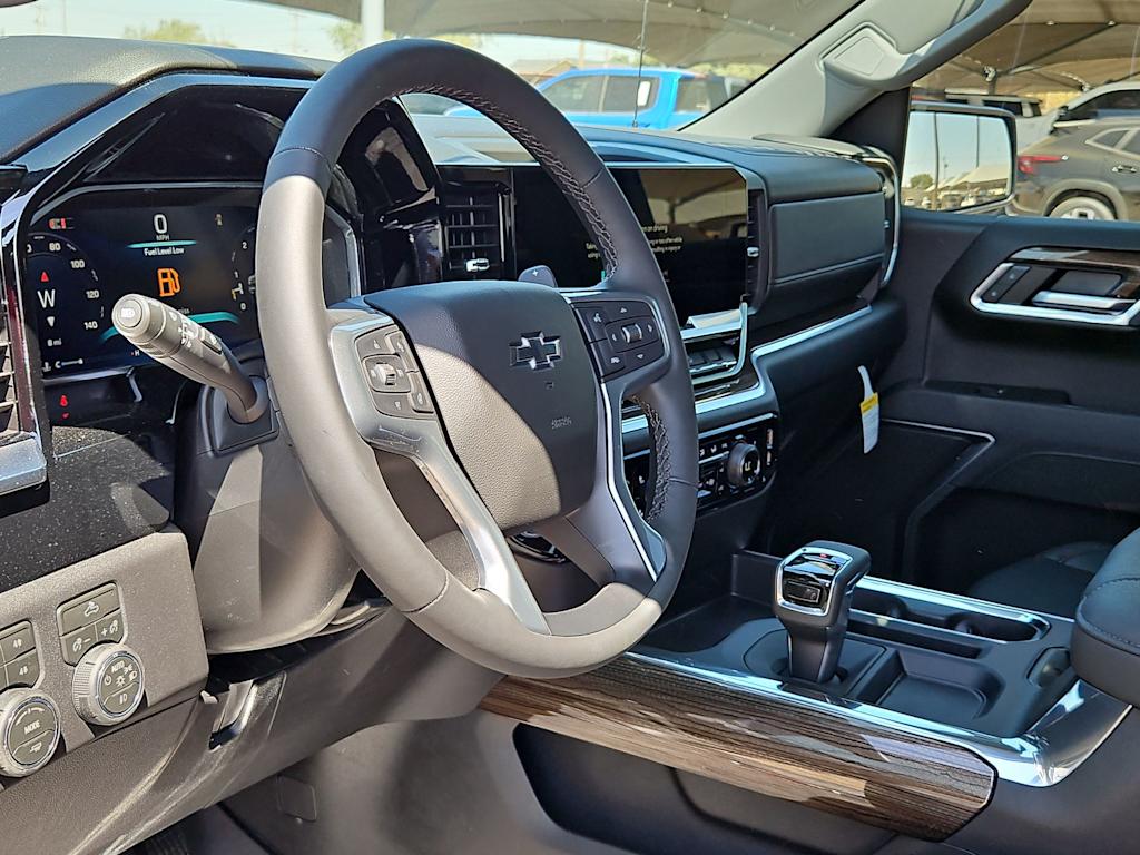Thumbnail: 2026 Chevrolet Silverado 1500 - 2