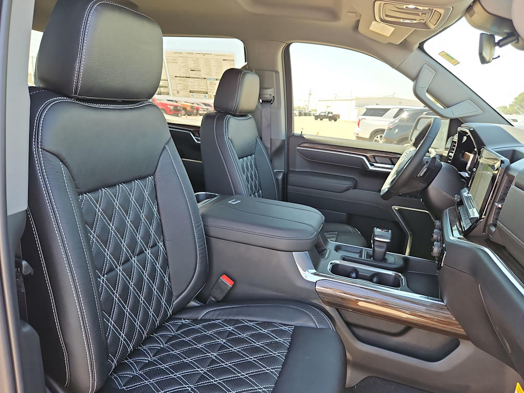 Thumbnail: 2026 Chevrolet Silverado 1500 - 12