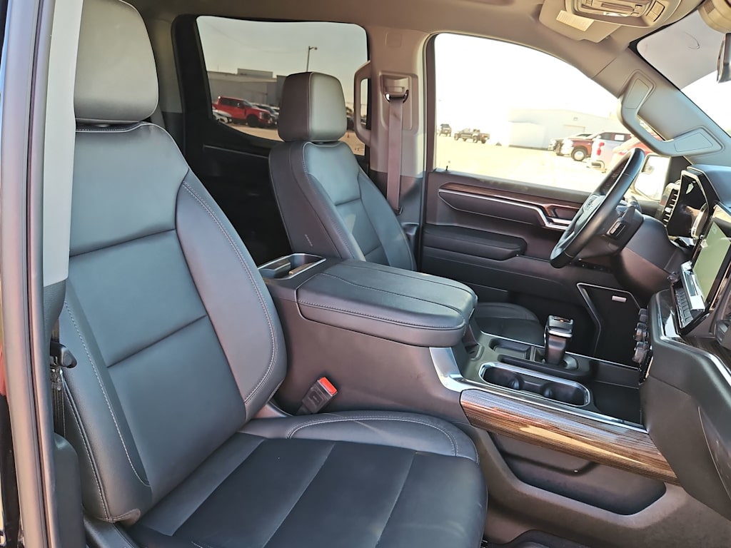 Thumbnail: 2025 Chevrolet Silverado 1500 - 12