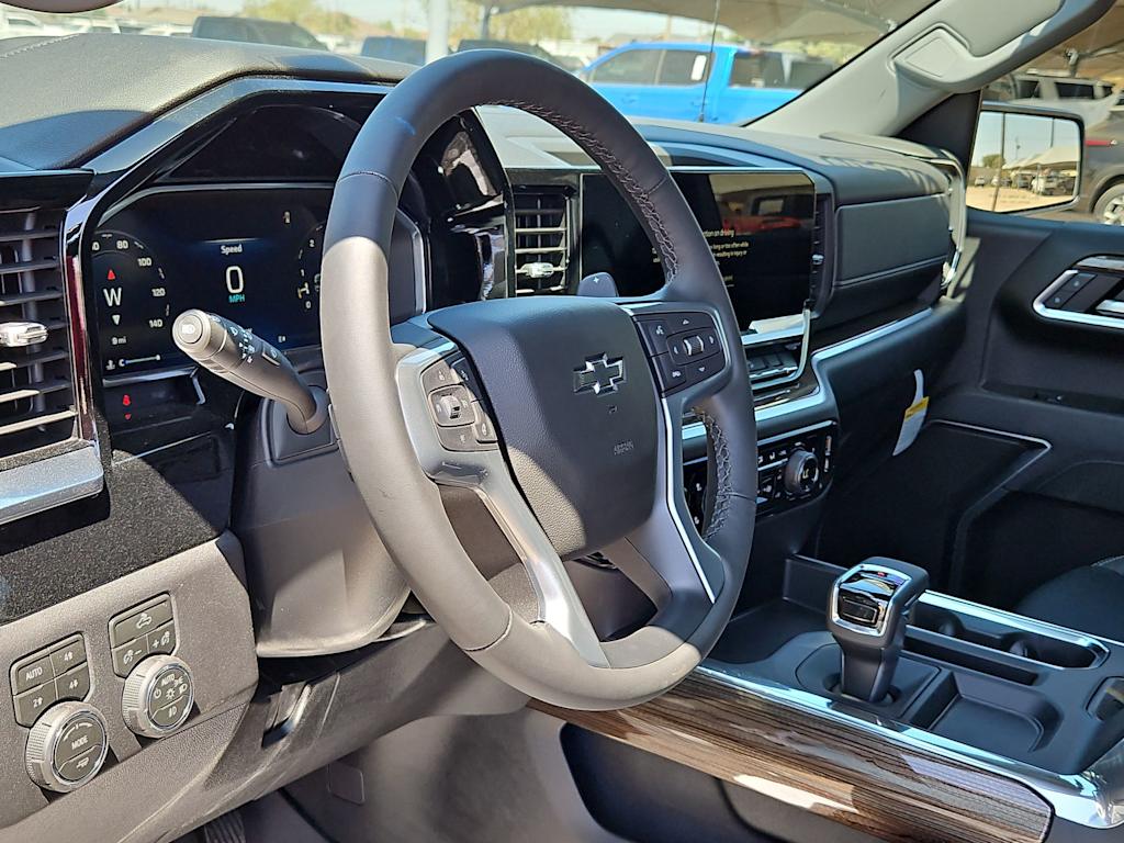 Thumbnail: 2026 Chevrolet Silverado 1500 - 2