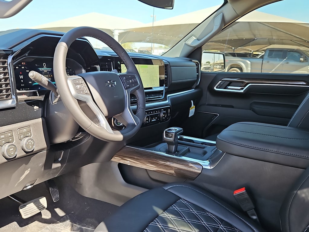 Thumbnail: 2026 Chevrolet Silverado 1500 - 2