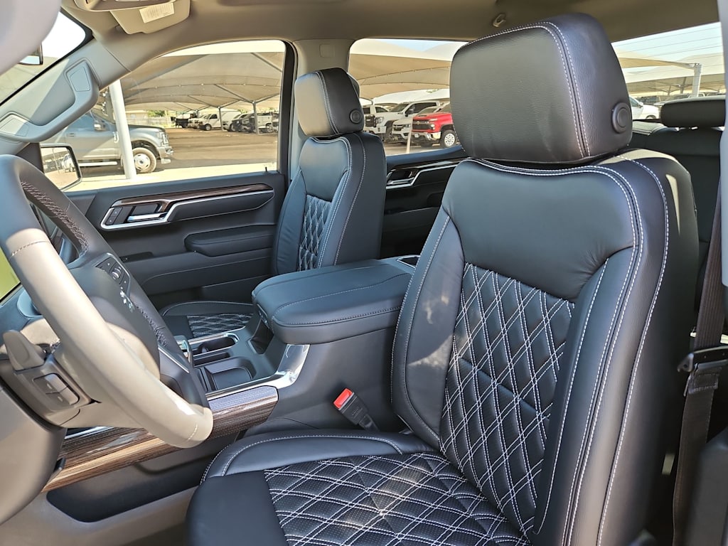 Thumbnail: 2026 Chevrolet Silverado 1500 - 11