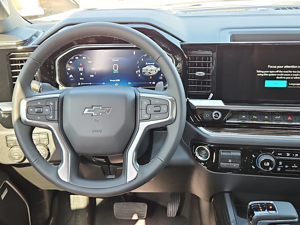 Thumbnail: 2026 Chevrolet Silverado 1500 - 10