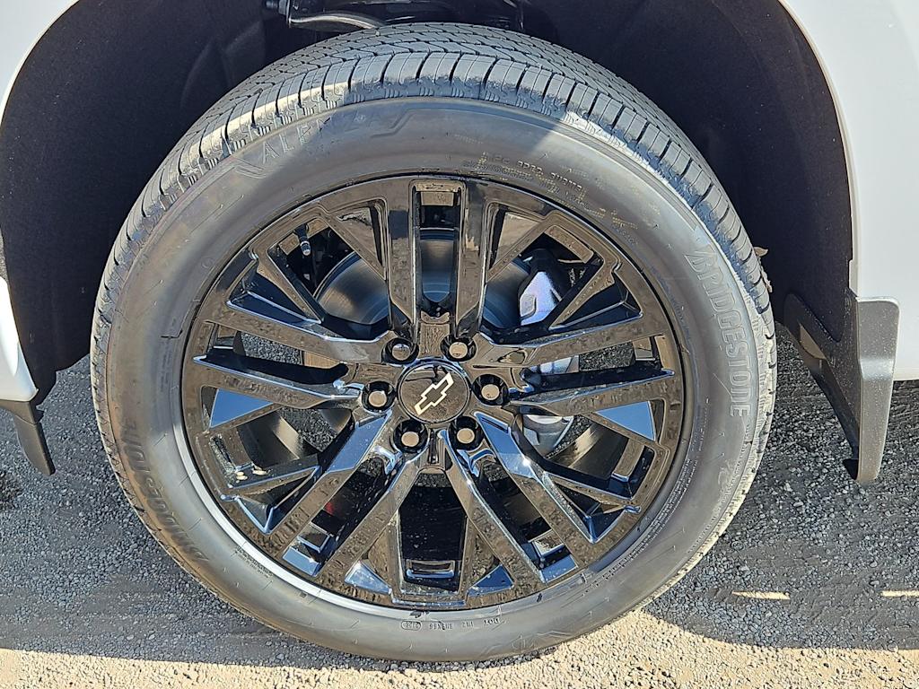 Thumbnail: 2026 Chevrolet Silverado 1500 - 8