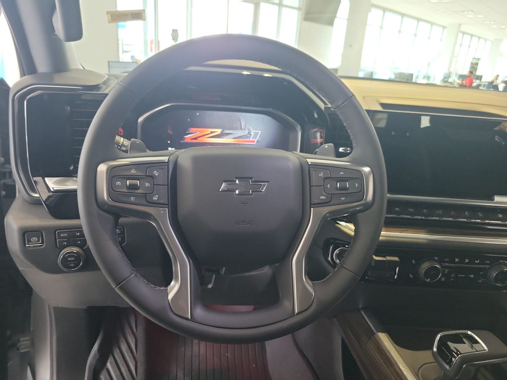 Thumbnail: 2025 Chevrolet Silverado 1500 - 14