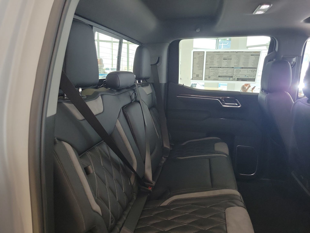 Thumbnail: 2025 Chevrolet Silverado 1500 - 18