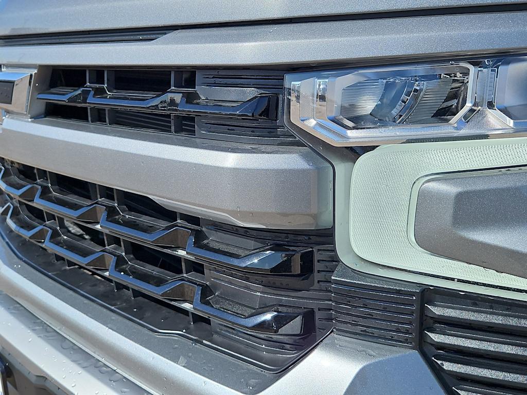 Thumbnail: 2026 Chevrolet Silverado 1500 - 23
